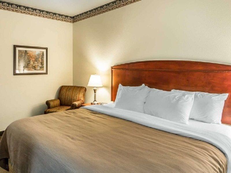 Western Nsu Hotel 2*