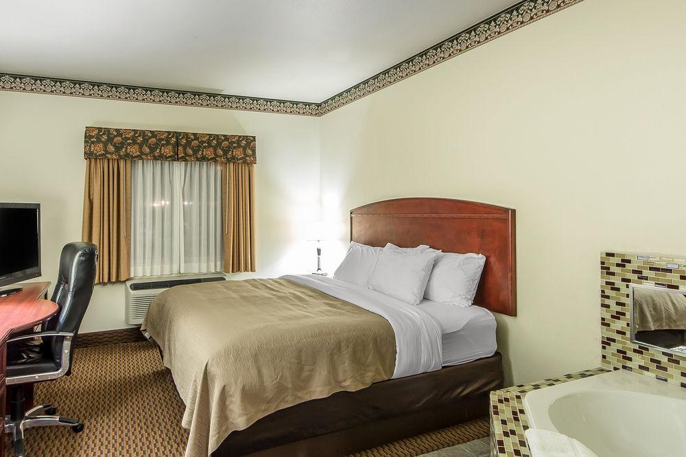 Western Nsu Hotel Tahlequah